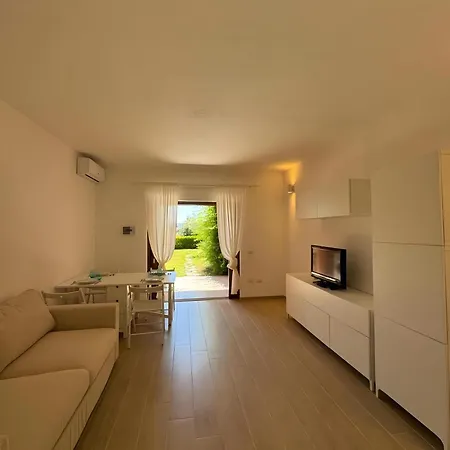 Apartament Monolocale Porto San Paolo (Sardinia)